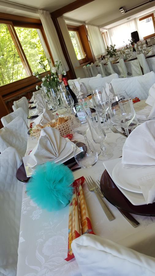 Ristorante Primula Bianca Hotel Varzi Luaran gambar