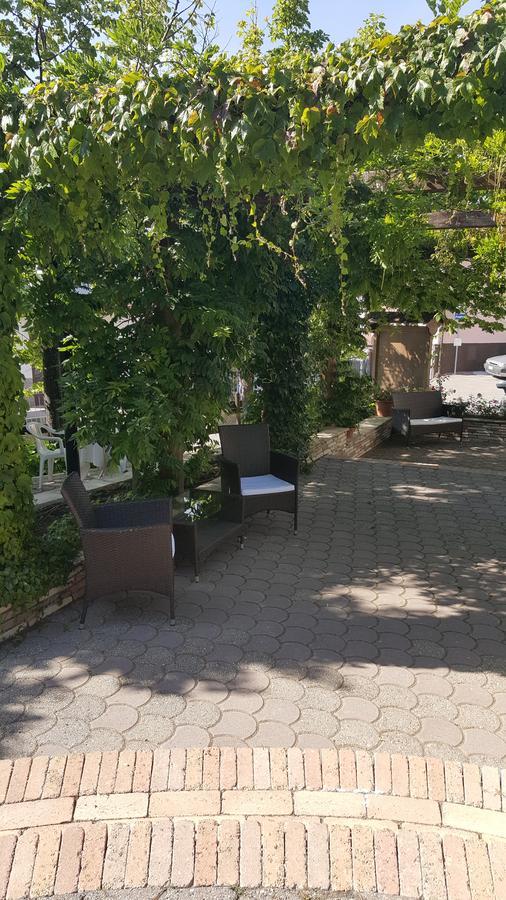 Ristorante Primula Bianca Hotel Varzi Luaran gambar